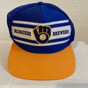 Retro Milwaukee Brewers SnapBack Trucker Hat - EUC